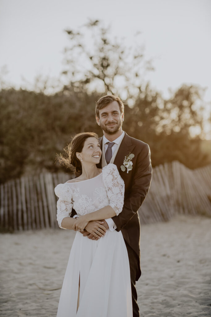 Photos de couple de mariés au Tropicana à ramatuelle